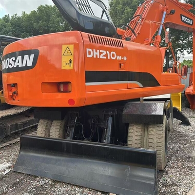 Original Used Doosan Dh210w-9 Wheeled Excavator 21 Ton In Shanghai